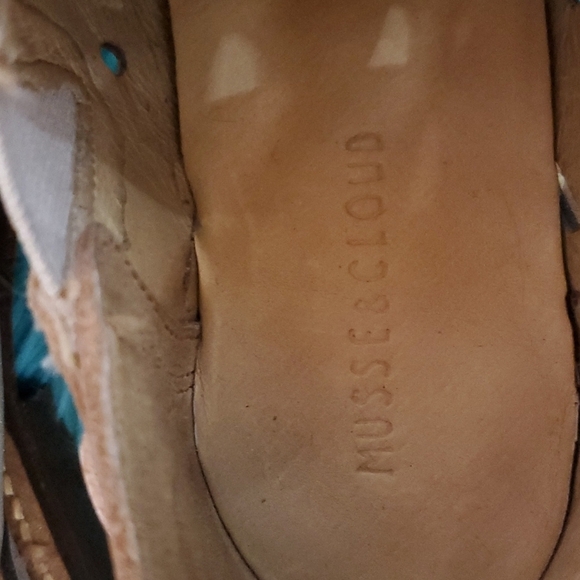 Musse and Cloud Ankle Boot - Picture 6 of 8